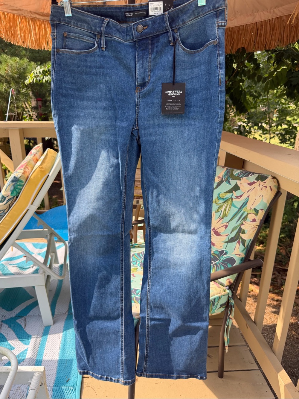 NWT Simply Vera Vera Wang Mid Rise Bootcut Jeans - Size 10